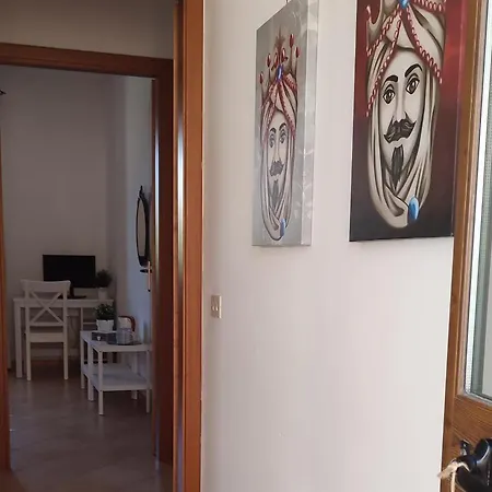 Cerami Con Parcheggio A Un Passo Dal Mare Cefalu